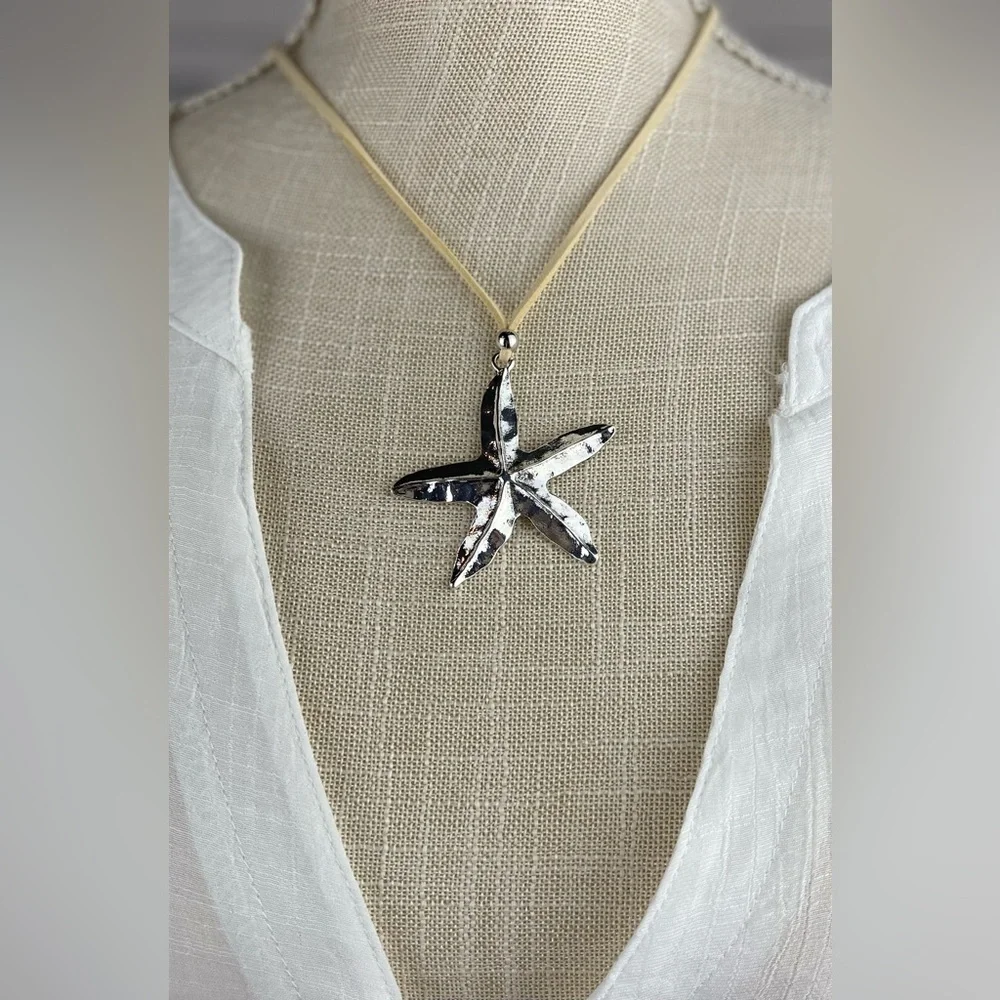 Bohemian Starfish Pendant Necklace - Picture 4 of 6